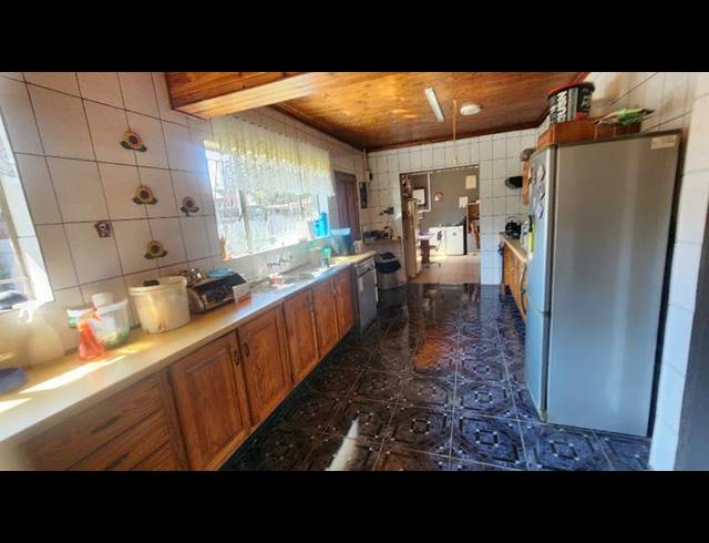3 BEDROOM HOUSE FOR SALE IN VAN DYK PARK